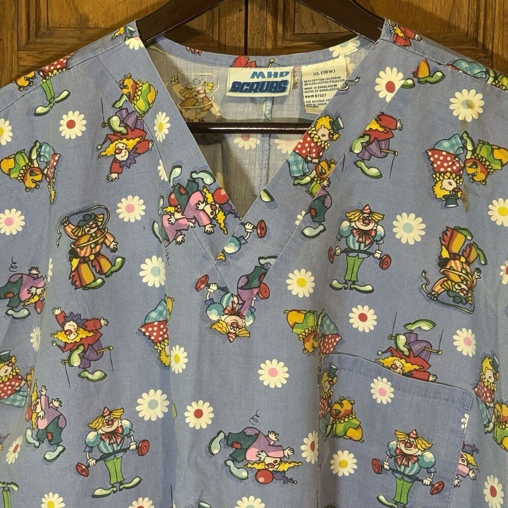 MHD Scrubs Clown Top Unisex XL Blue Cotton Poly 3 Pockets V-Neck Short Sleeves